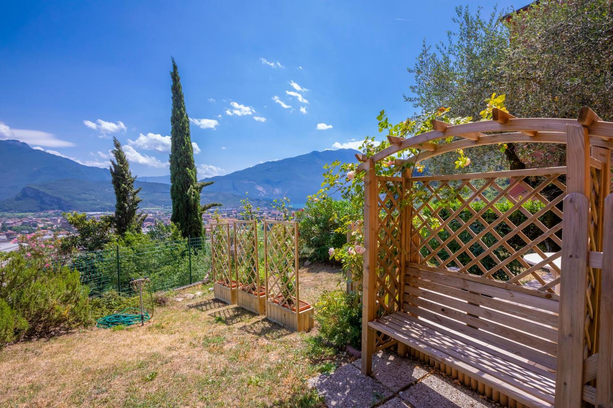 Apartamento Casa Turchese Riva del Garda Exterior foto